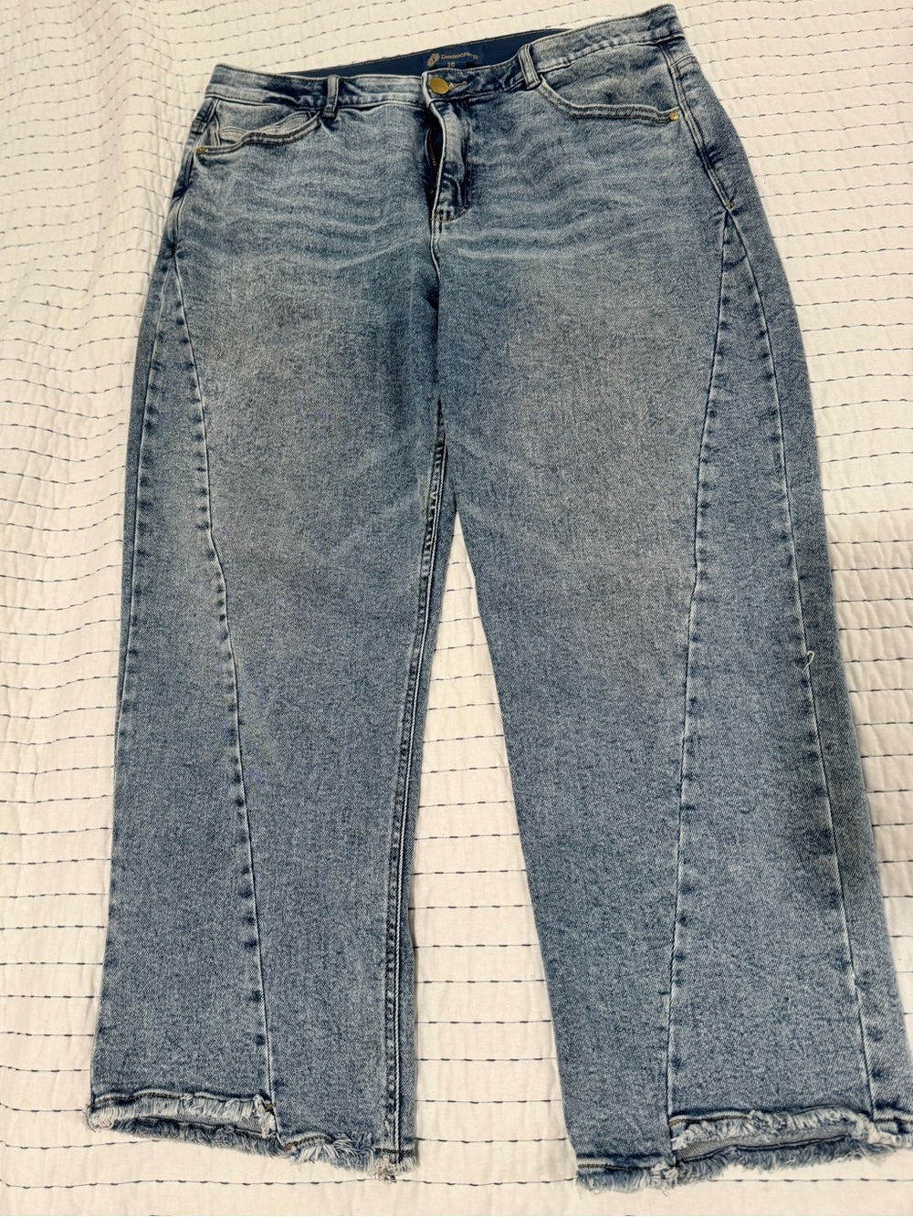 Democracy Raw-HemWomen's jeans